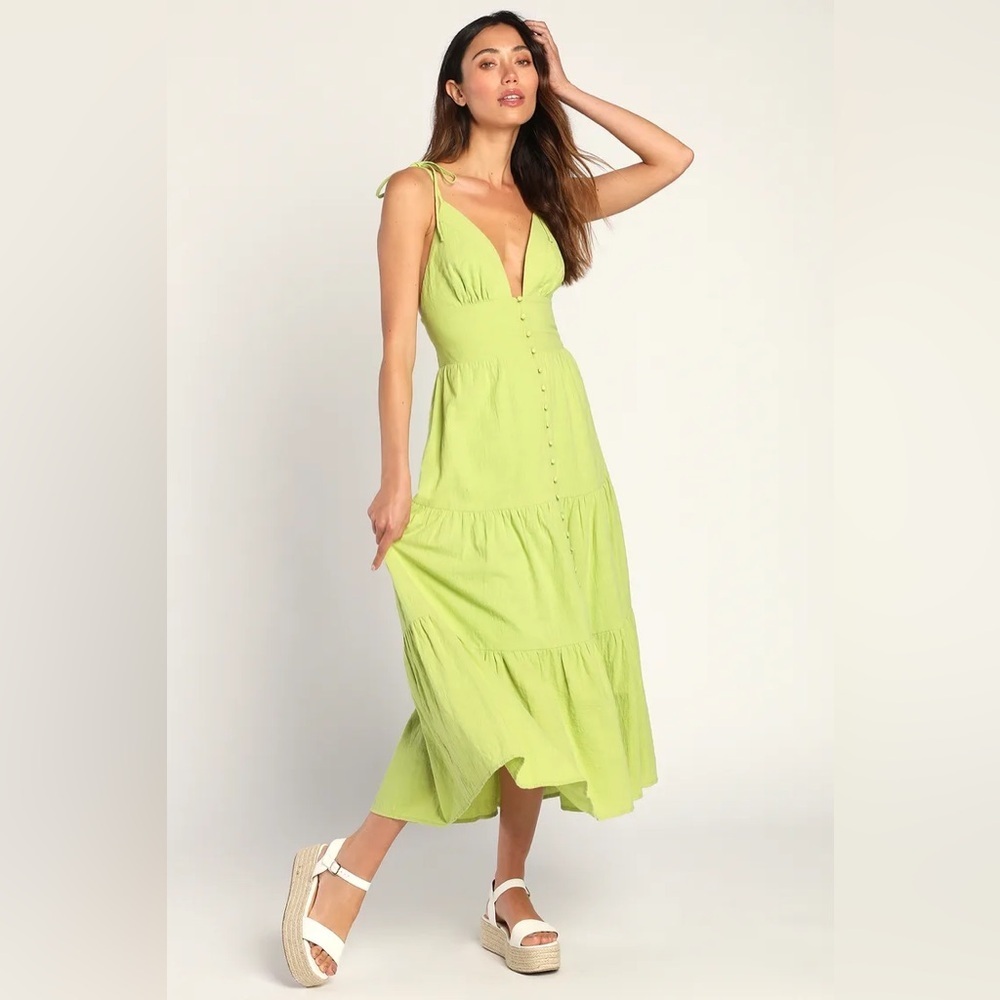 Lulus Being Beautiful green button up midi dress! NWT